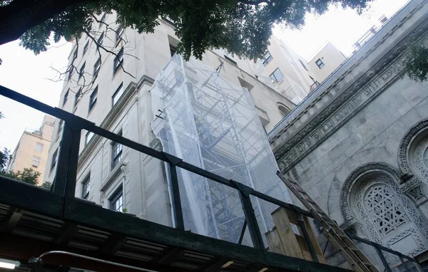 Billionaire Julia Koch Bought Late Microsoft Paul Allens Apartments Manhattan — Photo