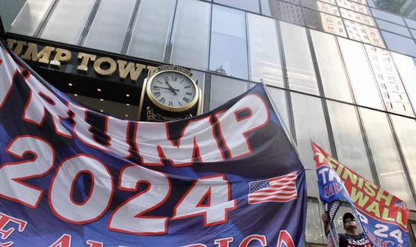 New Protest Donald Trump Trump Tower Fbi Raided His Mar — Stok fotoğraf