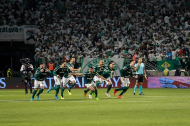 Libertadores Soccer Cup - Quarterfinals: Palmeiras vs Atletico Mineiro. August 10, 2022, Sao Paulo, Brazil: Palmeiras players celebrate classification after winning on penalties over Atletico-MG, after soccer match valid for the Libertadores Soccer C