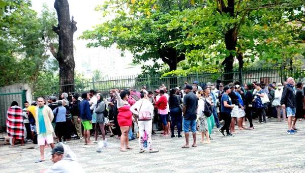 People Vulnerable Situations Form Queue Waiting Meal Rio Janeiro August — Stok fotoğraf