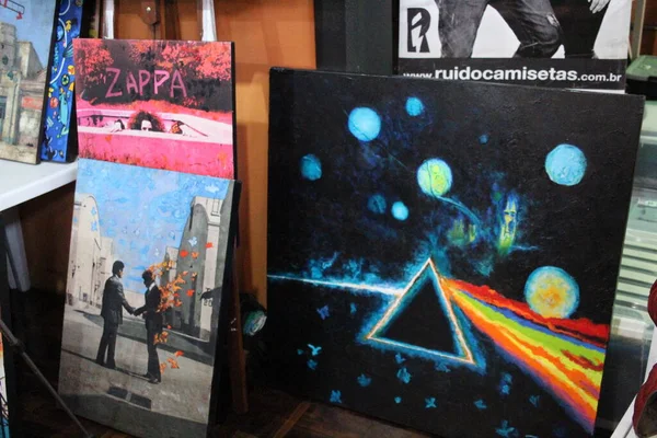 Public movement during the 3rd Edition of Vinil Fest Curitiba. August 13, 2022, Curitiba, Parana, Brazil: Movement during the 3rd edition of Vinil Fest Curitiba Vinil, which has several exhibitors offering a huge variety for all musical tastes