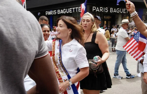 Губернатор Нью Йорка Хошул Время Парада Честь Дня Доминиканцев 2022 — стоковое фото