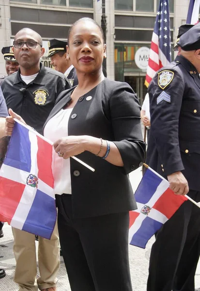 Комиссар Полиции Нью Йорка Кичант Сьюэлл Время Парада Доминиканского Дня — стоковое фото