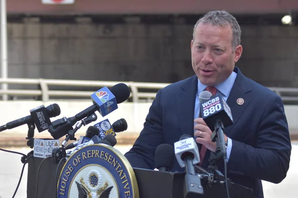 Congressman Josh Gottheimer Congresswoman Nicole Malliotakis Hold Press Conference August — Stock Photo, Image