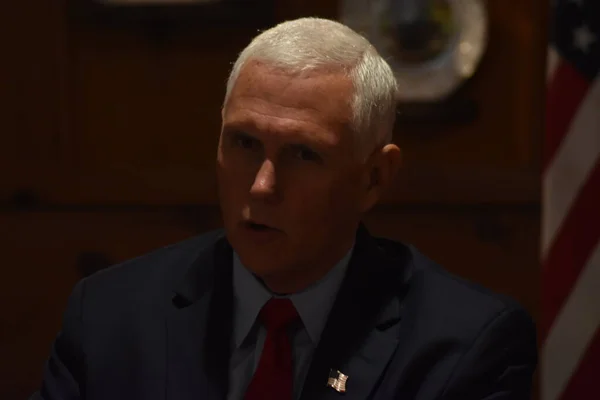 Former Vice President Mike Pence Law Enforcement Roundtable Meredith New — 图库照片