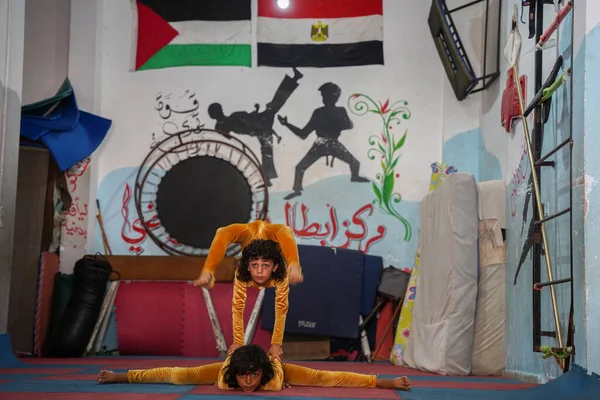 Palestinian Children Practice Yoga Competition India August 2022 Gaza Palestine — Stok fotoğraf