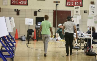 Congressional and State Senate Primary Election Day in New York. August 23, 2022, New York, USA: Congressional and State Senate Primary Election Day in New York with polls opening everywhere from 6:00 am to 9:00 pm at Robert Wagner Middle School