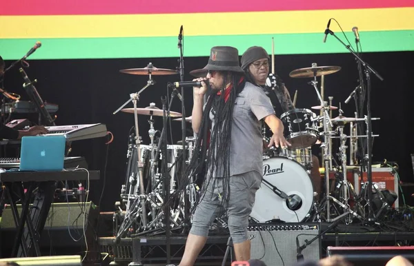 Maxi Priest Band Performs Live Summer Stage Central Park Lawn — Stockfoto