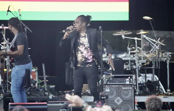 Maxi Priest Band Performs Live Summer Stage Central Park Lawn — Zdjęcie stockowe