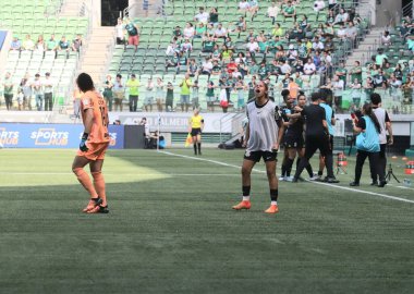 Brezilya Kadınlar Şampiyonası maçı. 10 Eylül 2022. Brezilya, Sao Paulo: Korintliler 4-0 'lık skorla finale yükseldi ve elemeleri kutluyor. Brezilya Kadınlar Şampiyonası yarı finalinden bir rövanş maçında, Palmeiras 'a karşı