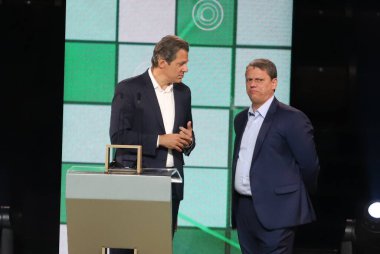 Brezilya Seçimleri: Sao Paulo Valiliği adayları arasında tartışma. 13 Eylül 2022, Sao Paulo, Brezilya: İletişim araçları TV Cultura, Portal UOL tarafından desteklenen Sao Paulo eyaletinin hükümet adayları arasında tartışma 