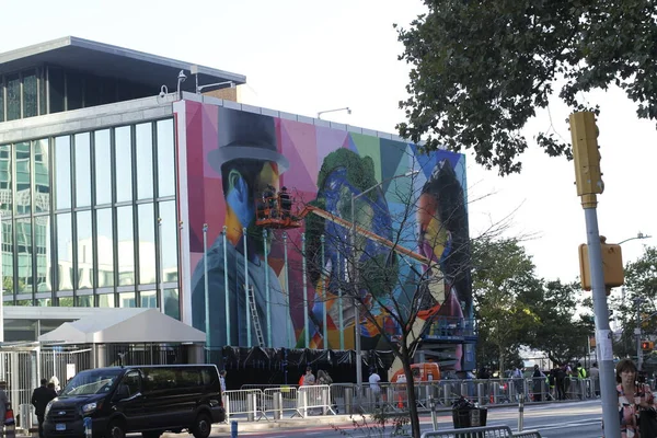 Muralista Brasileño Eduardo Kobra Prepara Mural Fachada Onu Nueva York — Foto de Stock