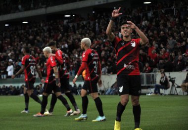 Brezilya Futbol Şampiyonası: Athletico Paranaense Cuiaba 'ya karşı. 18 Eylül 2022, Curitiba, Parana, Brezilya: Athletico Paranaense ve Cuiaba arasındaki futbol maçı Brezilya Futbol Şampiyonası 'nın 27.