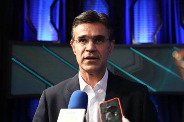 Brezilya Seçimleri: Sao Paulo Valiliği adayları arasında tartışma. 17 Eylül 2022, Sao Paulo, Brezilya: Sao Paulo eyaleti hükümet adayları 2022 seçimleri için bir başka öneri ve fikir tartışmasına daha katıldılar. 