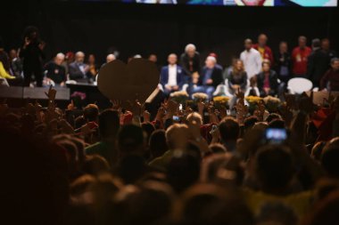 Brezilya Seçim İşçi Partisi adayları Porto Alegre 'de toplandılar. 16 Eylül 2022, Porto Alegre, Rio Grande do Sul, Brezilya: PT 'nin (İşçi Partisi) başkanlık adayının mitingine destekçiler ve sol görüşlü aktivistler katıldı 