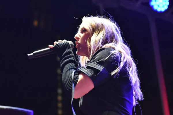 Ellie Goulding Actúa Final Del Concierto Verano Septiembre 2022 Nueva —  Fotos de Stock