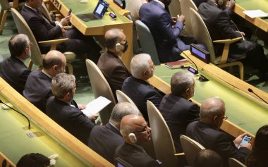 (İran Başkanı Seyyid Ethe Raisi New York 'taki 77. Birleşmiş Milletler Genel Kurulu' nda konuşma yapıyor. 20 Eylül 2022, New York, ABD: İran Cumhurbaşkanı Seyyid Ethe Raisi 77. Birleşmiş Milletler Genel Kurulu 'nda konuşma yaptı 