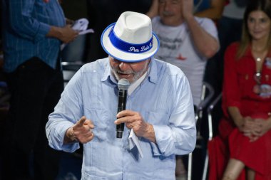 Brezilya Seçimleri: Eski Cumhurbaşkanı Lula Rio de Janeiro 'da düzenlenen bir siyasi mitinge katıldı. 25 Eylül 2022, Rio de Janeiro, Brezilya: Eski Cumhurbaşkanı Luiz Inacio Lula da Silva, Brezilya İşçi Partisi Başkanlığı adayı