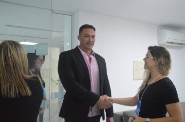 (INT) Brezilya Seçimleri: Rio Grande do Norte hükümeti adayları arasında tartışma. 27 Eylül 2022, Natal, Rio Grande do Norte, Brezilya: Rio Grande do Norte hükümetinin adayları arasındaki tartışma Inter TV Cabugi tarafından desteklendi