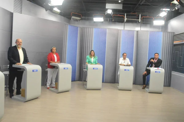 (INT) Brezilya Seçimleri: Rio Grande do Norte hükümeti adayları arasında tartışma. 27 Eylül 2022, Natal, Rio Grande do Norte, Brezilya: Rio Grande do Norte hükümetinin adayları arasındaki tartışma Inter TV Cabugi tarafından desteklendi