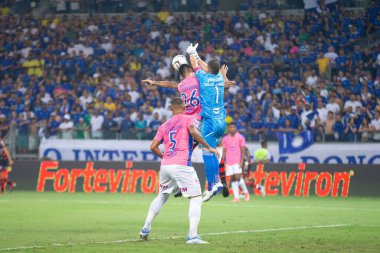 Brezilya Futbol Şampiyonası - İkinci Lig Cruzeiro Ituano 'ya karşı. 5 Ekim 2022 'de, Cruzeiro ile Ituano arasındaki futbol maçı, Brezilya Futbol Şampiyonası' nın 33. turu için geçerli - İkinci Lig, Belo Horizonte 'deki Mineirao Stadyumu' nda yapıldı.