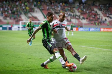 Brezilya Futbol Şampiyonası: Amerika-MG Sao Paulo 'ya karşı. 6 Ekim 2022 'de, Brezilya Futbol Şampiyonası' nın 30. turu için Amerika-MG ve Sao Paulo arasında oynanan futbol maçı, Belo Horizonte, Minas Gerais 'de Independencia Stadyumu' nda yapıldı.