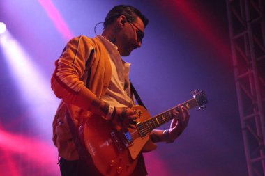 Brezilya 'lı şarkıcı Di Ferrero tarafından Curitiba' da düzenlenen Rock Session 2022 Festivali 'nde gösterildi. 7 Ekim 2022, Curitiba, Parana, Brezilya: Brezilya 'da canlı Curitiba' da düzenlenen Festival Itinerante Rock Session 2022 'de Brezilyalı şarkıcı Di Ferrero tarafından gösterildi.