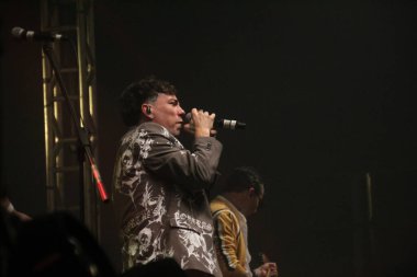 Brezilya 'lı şarkıcı Di Ferrero tarafından Curitiba' da düzenlenen Rock Session 2022 Festivali 'nde gösterildi. 7 Ekim 2022, Curitiba, Parana, Brezilya: Brezilya 'da canlı Curitiba' da düzenlenen Festival Itinerante Rock Session 2022 'de Brezilyalı şarkıcı Di Ferrero tarafından gösterildi.