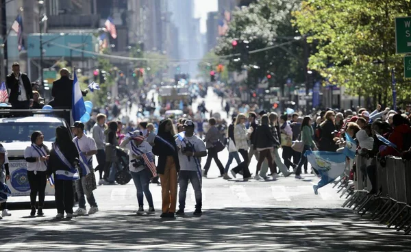 Spanyol Günü Geçidi Nyc 2022 Ekim 2022 New York Abd — Stok fotoğraf