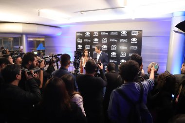 Brezilya Seçimleri: Bandeirantes TV tarafından desteklenen Sao Paulo hükümeti adayları arasında tartışma. 10 Ekim 2022, Sao Paulo, Brezilya: Sao Paulo Fernando Haddad hükümeti adayları (İşçi Partisi) ve Tarcisio de Freitas