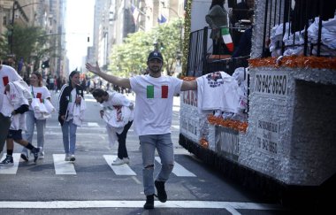 Columbus Günü Geçit Töreni 2022-NYC. 10 Ekim 2022, New York, ABD: Kolomb Günü Geçit Töreni 2022 44. caddeden 72. caddeye kadar olan beşinci caddede başlıyor.. 