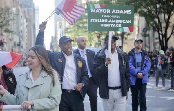 Δήμαρχος Νέας Υόρκης Eric Adams Κατά Διάρκεια Columbus Day Parade — Φωτογραφία Αρχείου