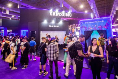 Sao Paulo 'daki Brezilya Oyun Şovu sırasında hareket. 11 Ekim 2022, Sao Paulo, Brezilya: Brezilya Oyun Şovu (BGS 2022) sırasında Sao Paulo 'daki Expo Center Norte' de 11 Ekim Salı günü hareket. BGS, Latin Amerika 'daki en büyük oyun etkinliğidir. 