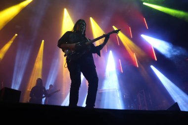 Novabrasil Müzik Festivali 'nde Brezilyalı şarkıcılar Baby do Brasil ve Pepeu Gomes' in gösterimi. 15 Ekim 2022, Sao Paulo, Brezilya: Novabrasil Müzik Festivali sırasında Brezilyalı şarkıcılar Baby do Brasil ve Pepeu Gomes