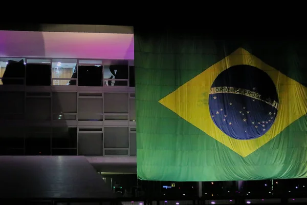 Bandeira Brasileira Colocada Fachada Palácio Planalto Brasília Outubro 2022 Distrito — Fotografia de Stock