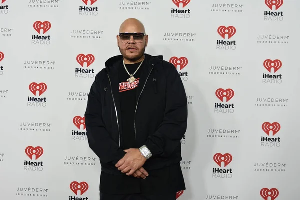 Becky Amara Negra Jhayco Fat Joe Besuchen Den Red Carpet — Stockfoto