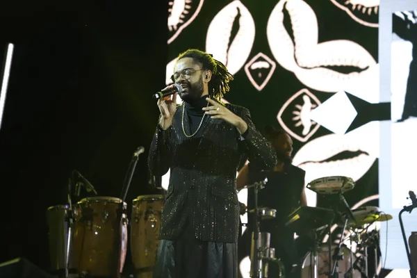 Sao Paulo Daki Novabrasil Müzik Festivali Nde Rapçilerle Emicida Gösterisi — Stok fotoğraf