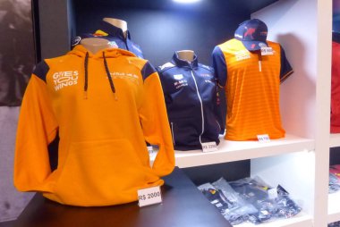 Serginin açılışı GP Brezilya 50 Yıl sürecek. 17 Ekim 2022, Sao Paulo, Brezilya: Sao Paulo Belediye Başkanı Ricardo Nunes, diğer yetkililerin yanı sıra Brezilya 'da düzenlenen Grand Prix' nin 50. yıl dönümü açılış töreninde