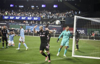 2022 Audi MLS Kupası Playoff 'ları NYCFC ve Miami CF arasında. 17 Ekim 2022, New York, ABD: New York City Futbol Kulübü (NYCFC) ile Citi Field 'da oynanan Inter Miami CF arasındaki 2022 Audi MLS Cup Playoffları 1. 