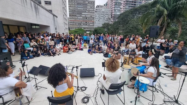 Roda Samba Στη Βιβλιοθήκη Mario Andrade Στο Σάο Πάολο Οκτωβρίου — Φωτογραφία Αρχείου