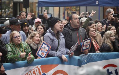 Wynonna Judd, Rockefeller Plaza 'daki NBC Today Show' da canlı performans sergiliyor. 24 Ekim 2022, New York, ABD: Amerikalı country şarkıcısı Wynonna Ellen Judd Rockefeller Plaza 'daki NBC Today Show' da canlı performans sergiliyor.
