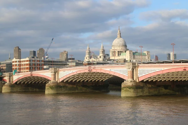 London England September 2021 Blick Auf Die Stadt Mit Wolkenkratzern — Stockfoto