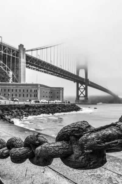 Cerca Velha Bonita Corrente Ligação Ponte Dourada Porta San Francisco — Fotografia de Stock