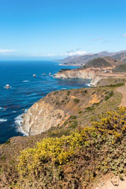 Kaliforniya, ABD 'de Big Sur Otoyolu No: 1' de Pasifik Sahili