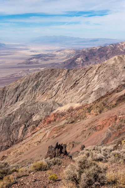 Dante 'nin Badwater Havzası' ndaki manzarası harika, Amerika 'daki Ölüm Vadisi.