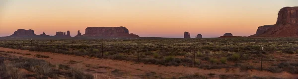 Solnedgång Över Berömda Monument Valley Navajo Nation Usa — Stockfoto