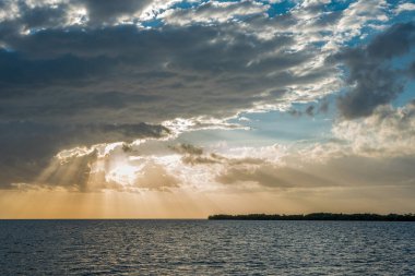ABD 'de Everglades NP' de gün batımında manzara bulutları