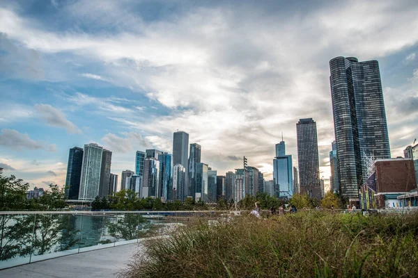 Puesta Sol Sobre Horizonte Chicago Desde Navy Pier —  Fotos de Stock