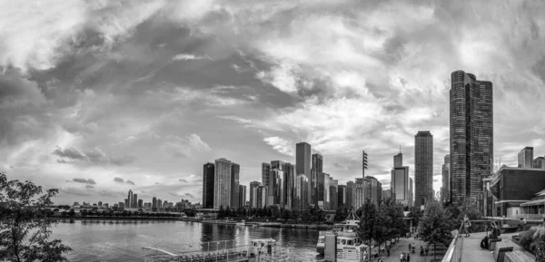 Tramonto Sullo Skyline Chicago Dal Navy Pier Usa — Foto Stock