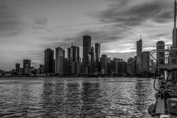 Zonsondergang Boven Skyline Van Chicago Vanaf Navy Pier Usa — Stockfoto